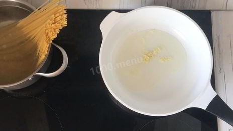 лапша с креветками