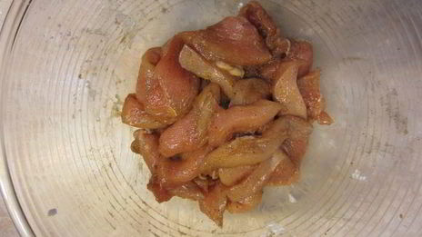 лапша с куриной грудкой по-китайски