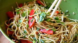 Лапша с овощами