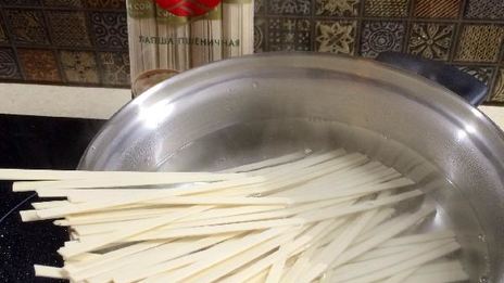 лапша удон с курицей терияки