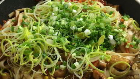 лапша удон с курицей терияки