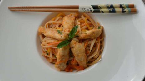 лапша удон с курицей