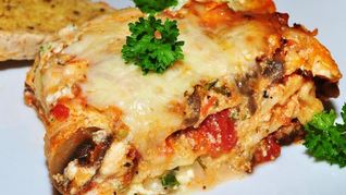 Домашняя мясная лазанья с соусом Бешамель