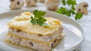 Лазанья с курицей и грибами