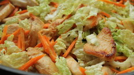 чоу мейн — китайская жареная лапша