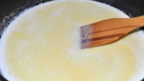 каннеллони с фаршем под соусом бешамель