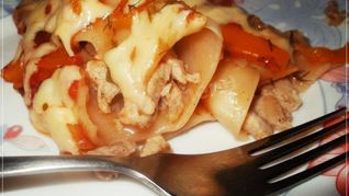 Каннеллони с рубленой свининой в соусе