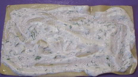 каннелони с рикоттой под соусом с сыром джюгас