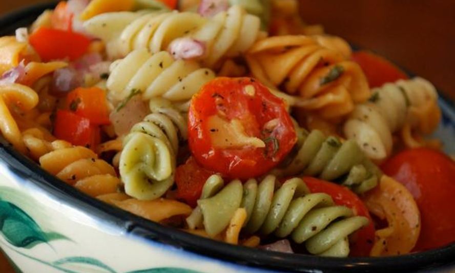 Рецепт макарон под сыром с овощами