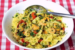 Макароны с мидиями