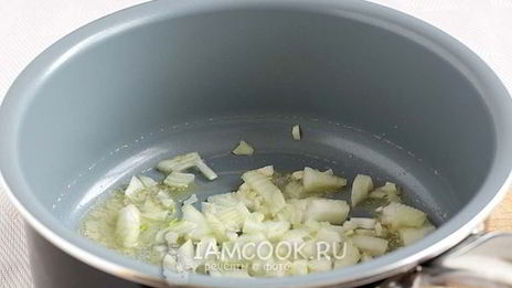 макароны с томатной пастой