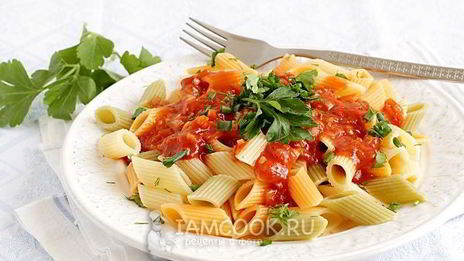 макароны с томатной пастой