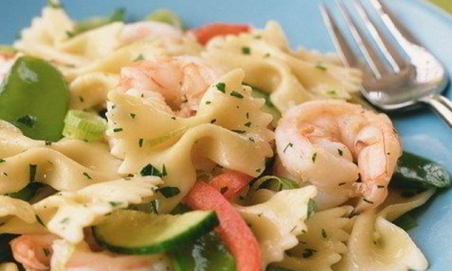 Рецепт пасты фарфалле в сливочном соусе с креветками