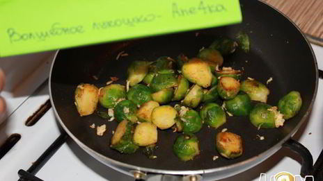 паста с брюссельской капустой и кедровыми орехами