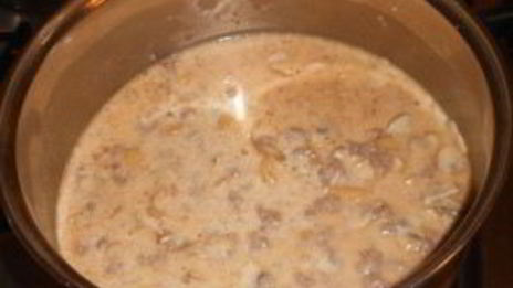 паста с фаршем и грибами