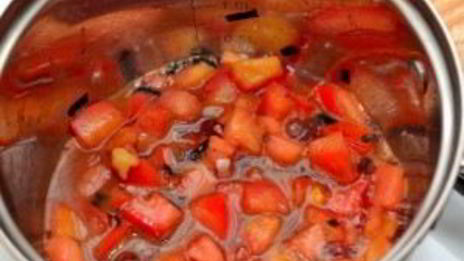 паста с красным соусом