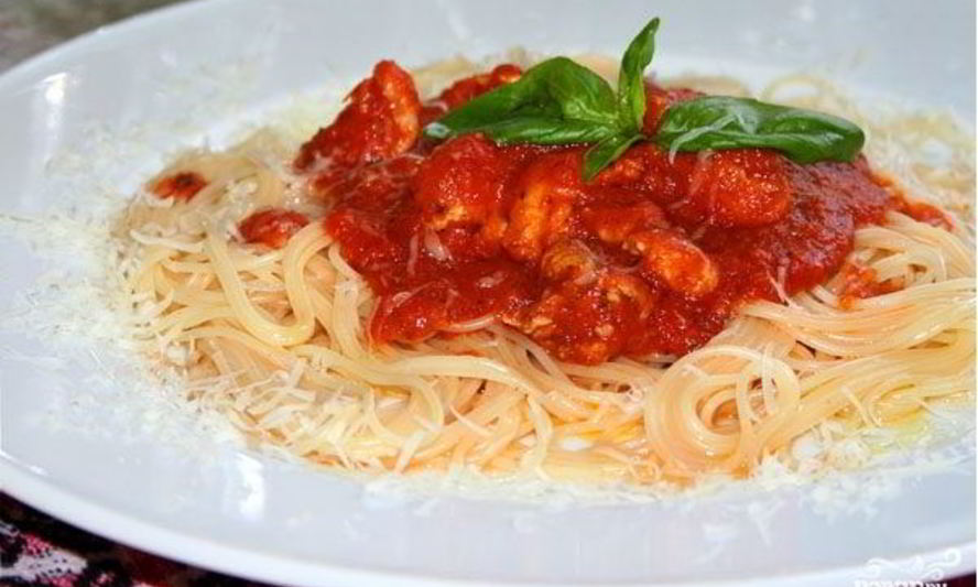 Рецепт пасты с куриным филе и томатным соусом