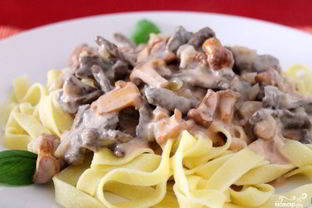 Паста с лисичками в сметане