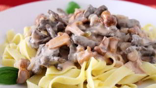 Паста с лисичками в сметане