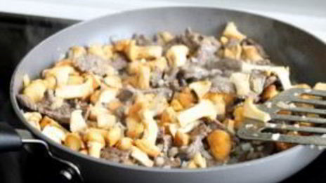 паста с лисичками в сметане