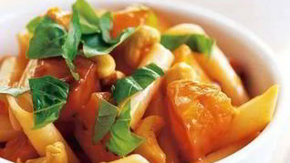 Паста с орехами кешью, тыквой и базиликом