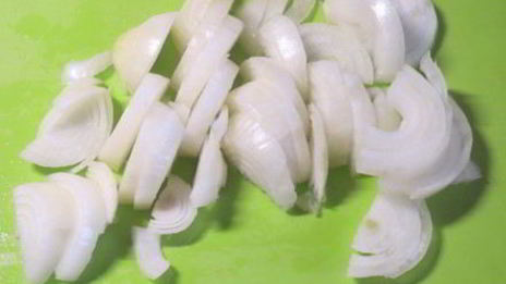 паста в луковой подливке