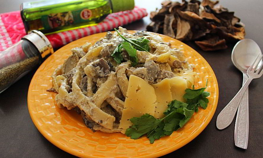 Рецепт сливочной пасты с лесными грибами