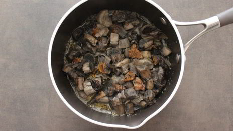 сливочная паста с лесными грибами