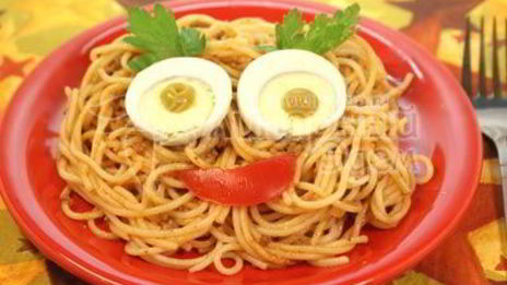 спагетти обаятельный взгляд