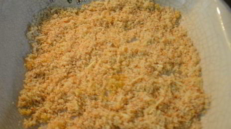 спагетти с беконом и яйцом