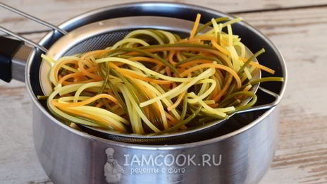 спагетти с кальмарами в сливочном соусе