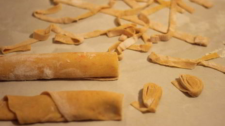 морковная лапша