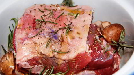 баранина запеченная по-средиземноморски