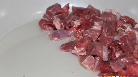 говядина, тушенная с черносливом