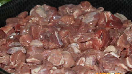 говядина, тушенная с черносливом