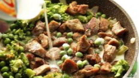 индейка с брокколи