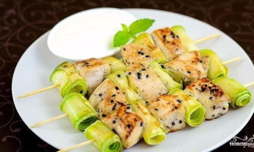 Рецепт куриной грудки с кабачками
