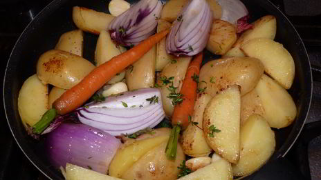 куриные ножки с овощами