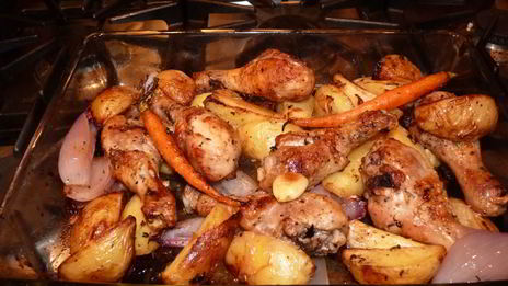 куриные ножки с овощами