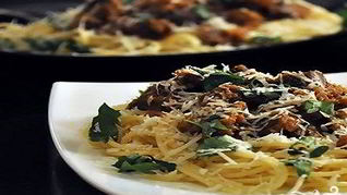 Куриные сердечки, тушеные в сметане