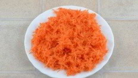 куриные сердечки, тушеные в сметане