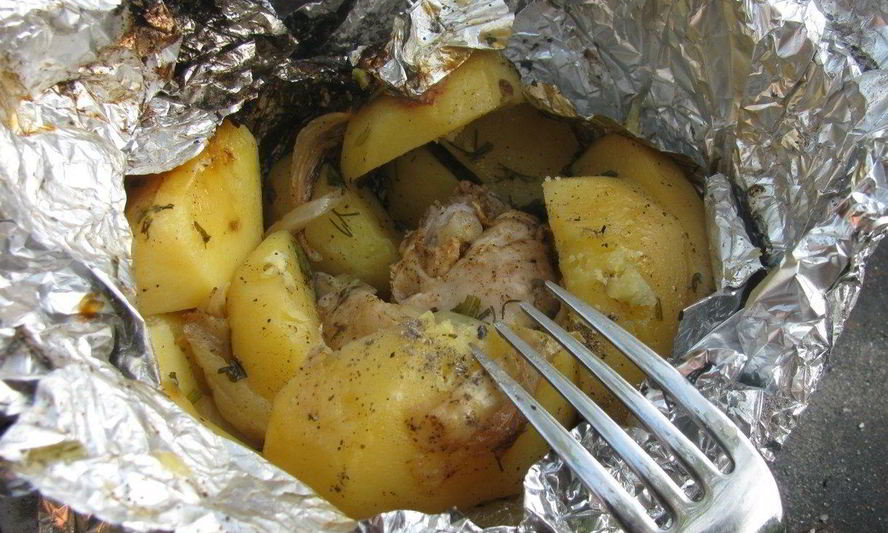 Рецепт курицы на костре в фольге