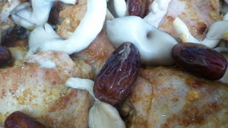 курица с финиками