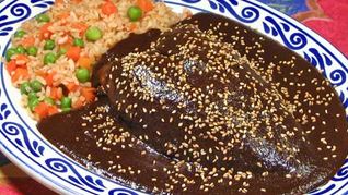 Курица в шоколадном соусе