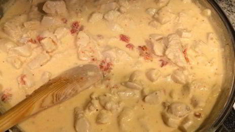 курица в сливочном соусе с фасолью