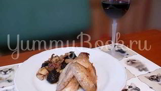 Курица запеченая с яблоками