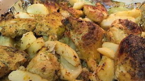 курица, запеченная с картофелем
