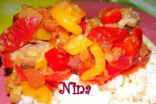 Курица, запеченная с овощами