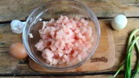 нежные куриные шарики в сливочном соусе