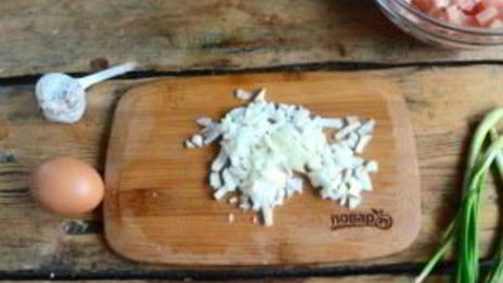 нежные куриные шарики в сливочном соусе